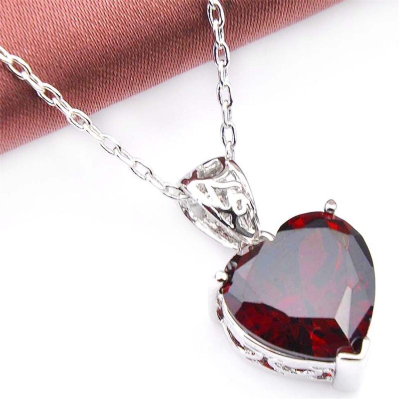 

Pendant Necklaces Genuine Natural Heart Fire Red Garnet Gemstone Platinum Plated Necklace PendantPendant