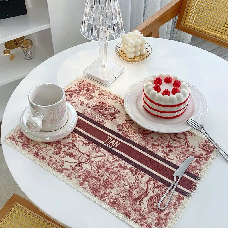 

2022 New Fashion Placemat Designer Table Mats Cotton And Linen Imitation Water Heat Insulation Luxury Dining Table Decoration Home Textiles