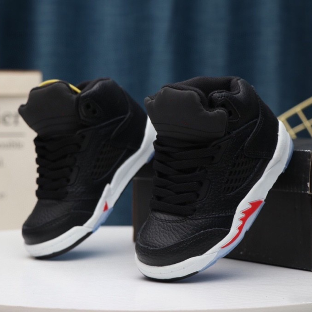 

Jumpman Racer Blue 5 5s Basketball Shoes kids Sneakers White x Black Muslin Sail Bluebird Raging Red UNC Alternate Shattered Backboard Mens Sports Trainers, Pic 1