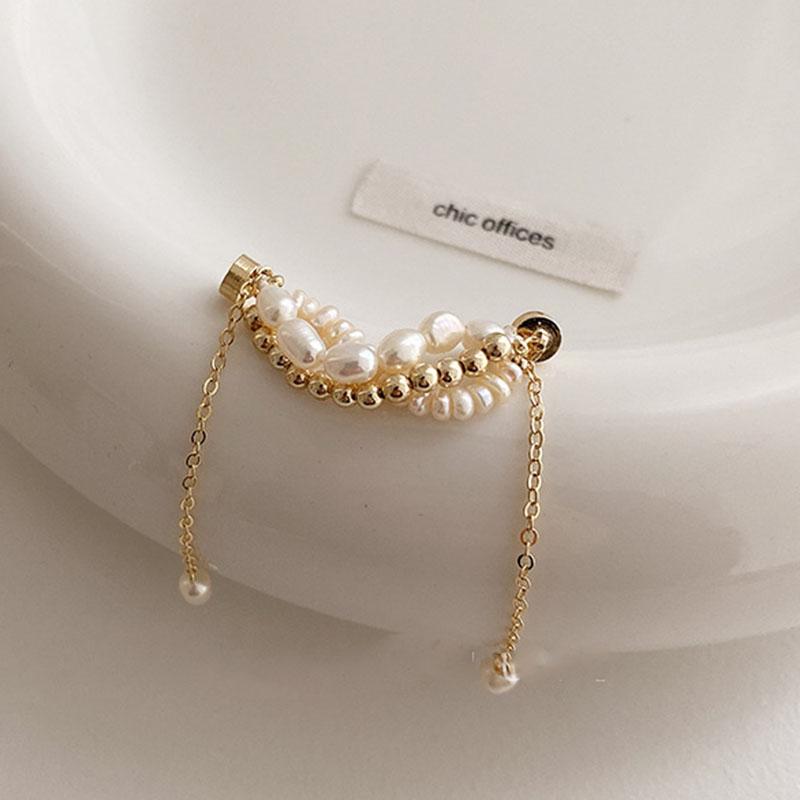 

Clip-on & Screw Back Korean Fashion Gold Magnetic Earcuff Faux Piercing Pearl Fake Earrings Tassel Chain Pearls Beaded Clip On For WomenClip