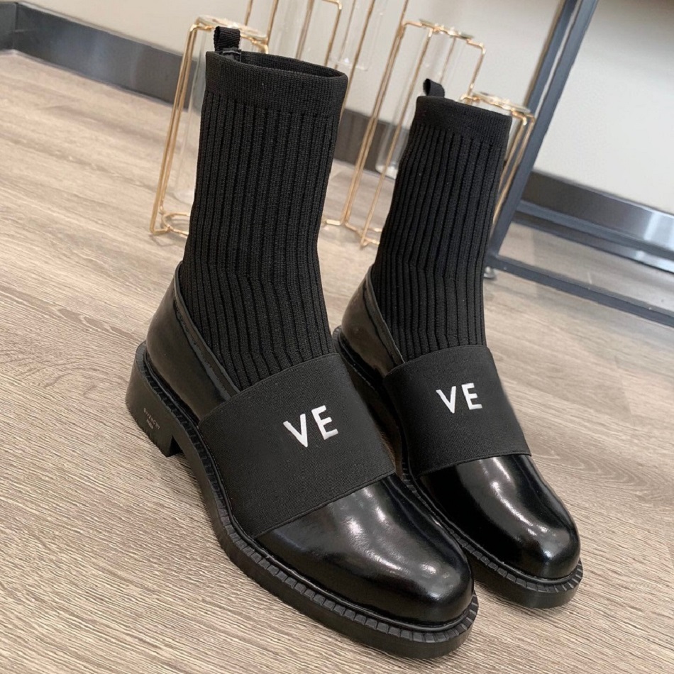 

Designer Boots Luxury Boot Genuine Leather Martin Boots Ankle Booties Woman Short Boot Sneakers Trainers Slipper Sandals by shoebrand W152 03, Box