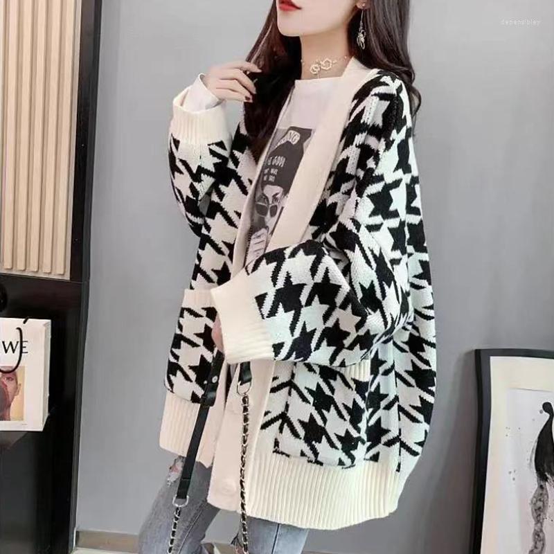 

Women's Knits & Tees 2022 Spring Streetwear Women Sweater Vintage Baggy Houndstooth Cardigan Femme Coat Casual Thickened Knitted Jacket Tops, Black