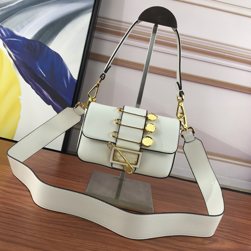 

Fendaces Baguette Crossbody Bag Women Golden Brooch Mini Small Totes Black White calfskin leather underarm bag Gold Medusas with box, Color 1