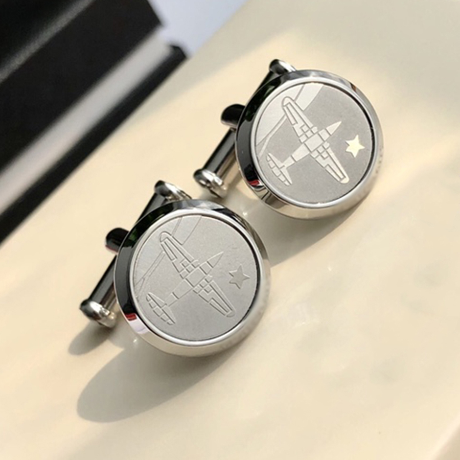 

Luxury Designer Cuff Links for men High Quality Classic Cufflinks Fine Steel Wholesale Price (no box)