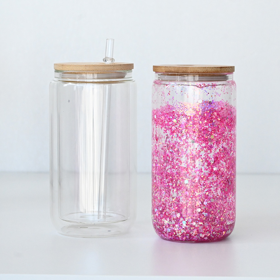 

Wholesale New Design 12oz 16oz 20oz Pre Drilled Double Wall Tumblers Clear Snow Globe Can Gar Glass Sublimation Mugs with Bamboo Lid sxjul24