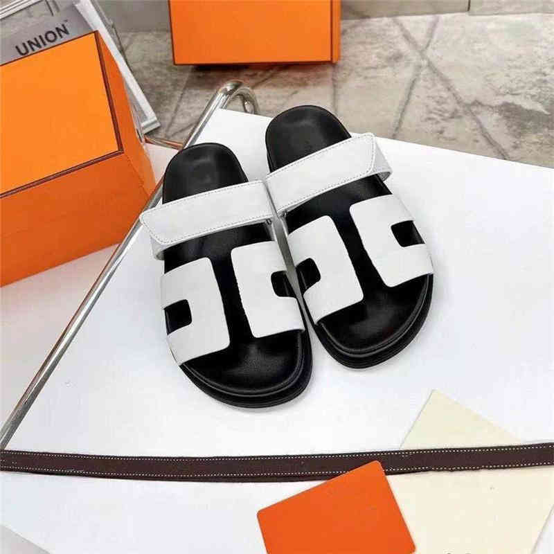 Original Herme h Designer Slipper Slide Fashion Women Sandals Slippers Classic Luxury Leather Rubber Velcro Blade Outdoor Flat Heel Heatshoes K2L