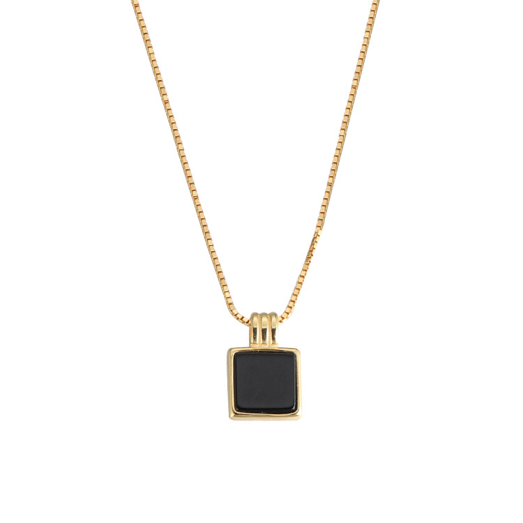 

New Trendy Gold Plated Clavicle Chain Necklace Black Square Pendant Necklace Jewelry