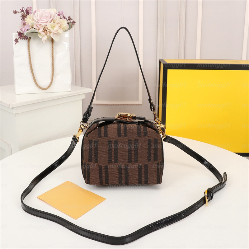 

Shoulder bag armpit bag f wallet 2022 luxurys designer high quality women's portable fashion handbag mother's classic art handbag cossbady medieval handheld, Brown letters