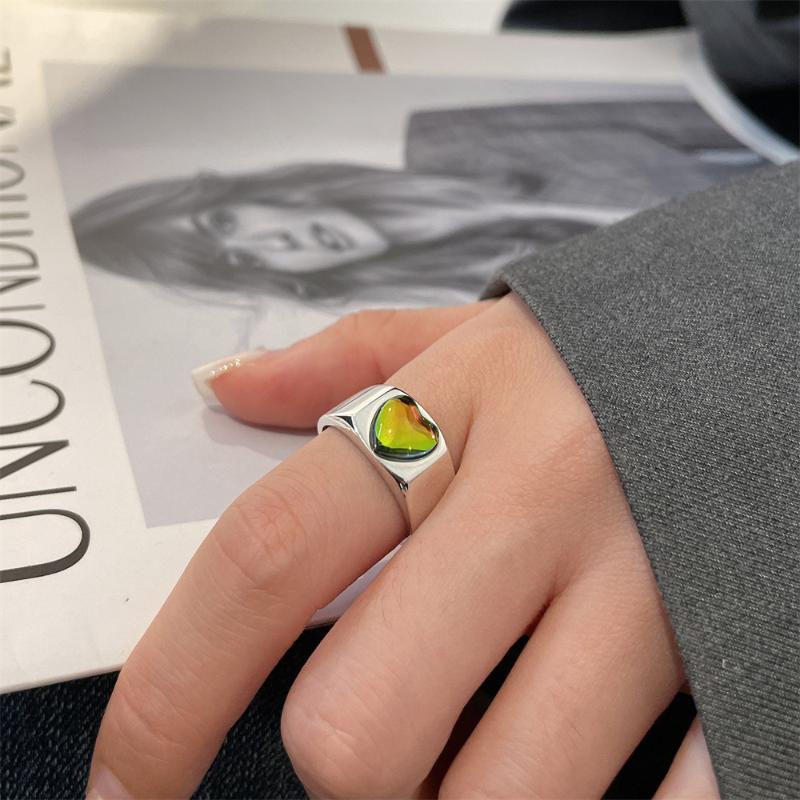 

Wedding Rings Fashion Cute Rainbow Color Heart Ring For Women Girl Punk Daily Wear Sliver Open Holiday Party Jewelry GiftWedding