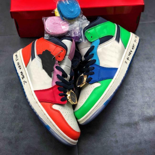 

Shoes Jumpman 1 Mid Fearless Melody Ehsani WHITE BLACK HALF BLUE HABANER big gym, Bubble wrap packaging