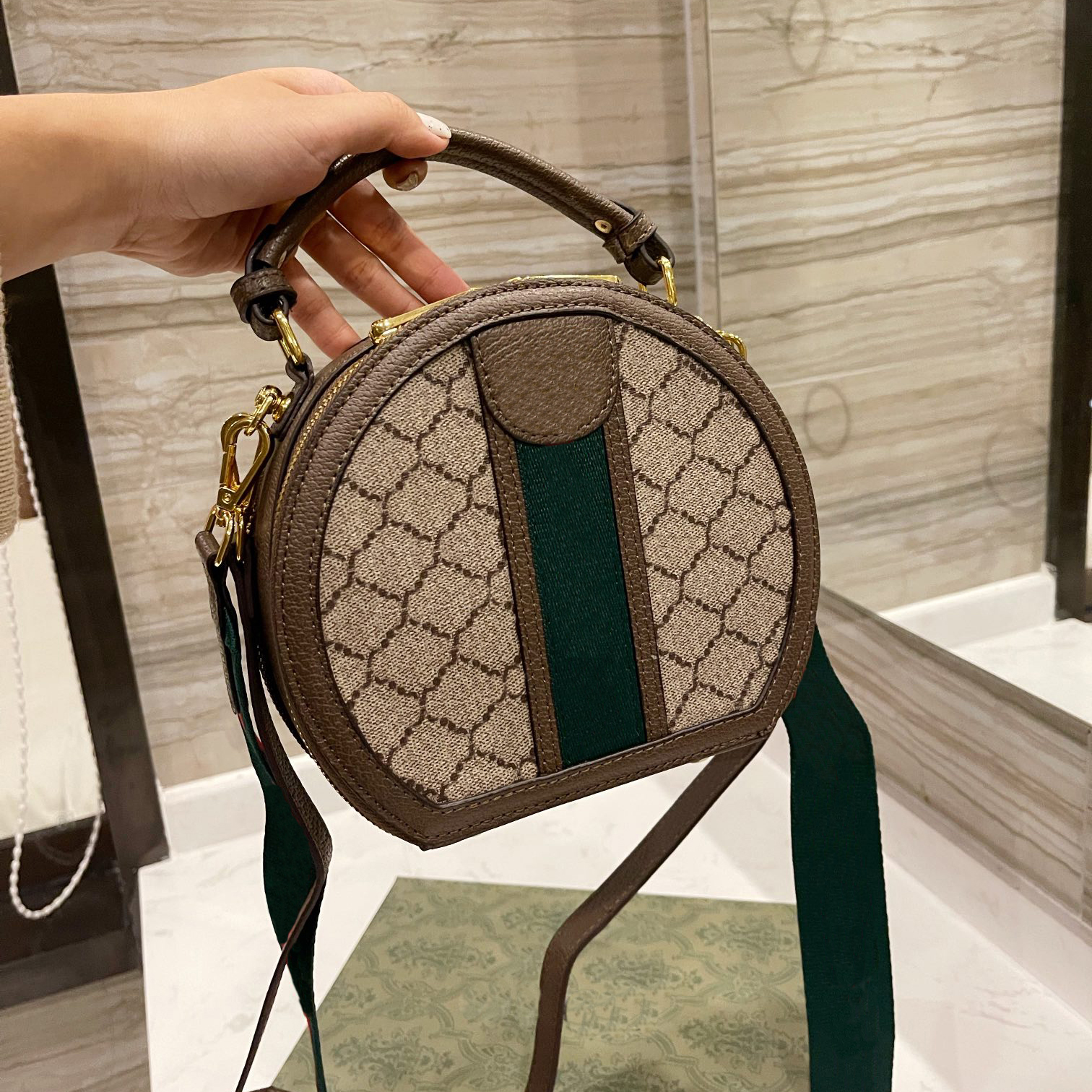 

Totes Round bag Cross Body Luxury Designer Brand Fashion Shoulder Bags Handbags High Quality Women Letter Purse Phone bag Wallet, Brown with logo 15x20x18cm