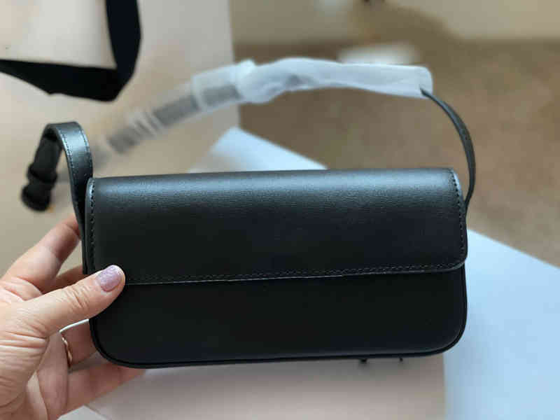 

Bags Women Vintage Handbag Shoulder Leather Designer Crossbody Female Purses Luxury Solid Color Underarm Baguette 220302, Black