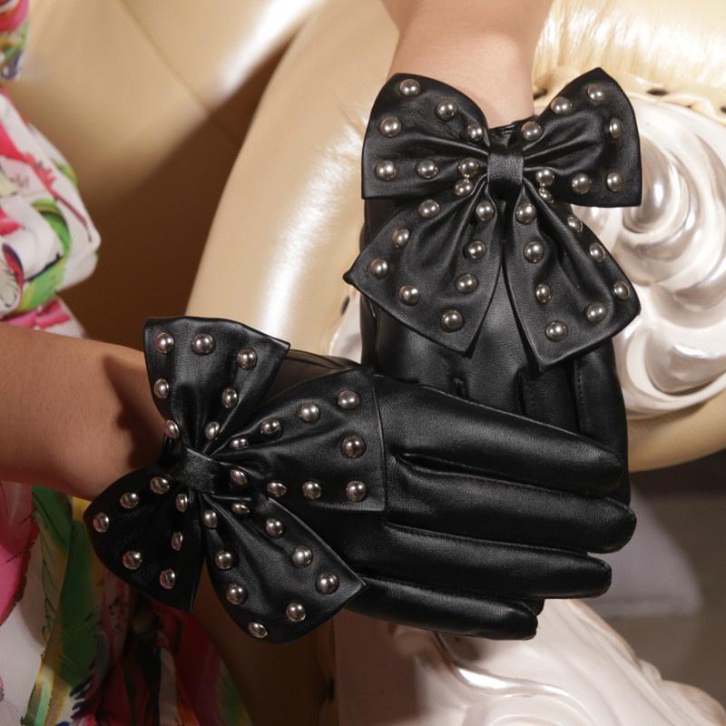 

Five Fingers Gloves PU Leather Punk Style Solid Color Rivet Bowknot Full Finger Dance Party Mittens Women Winter Warm Accessories