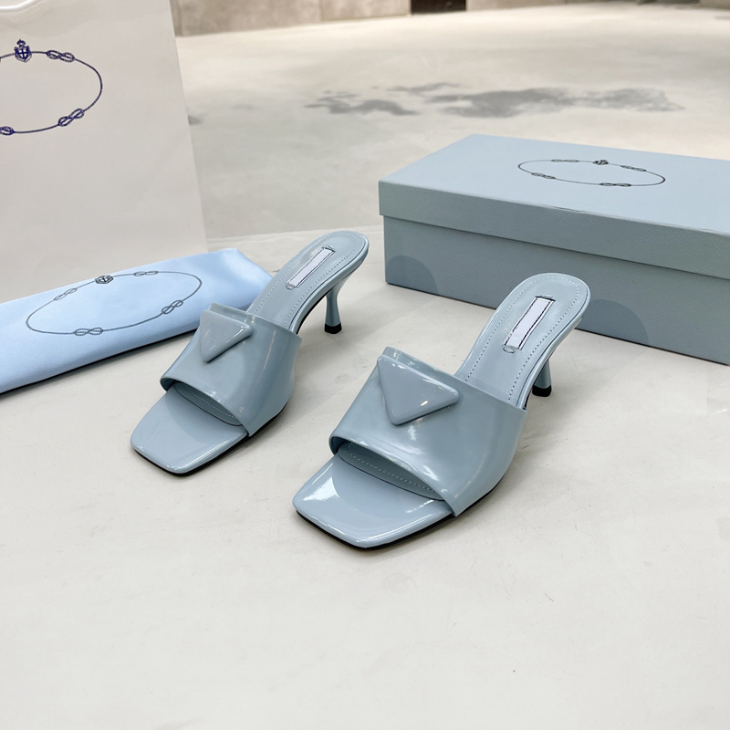 

Black White Brushed Leather Heeled Slides Woman Dress Slipper Summer Mules Sandals Designers Mid Heels Slide Lady Classic Wedding Footwear Casual