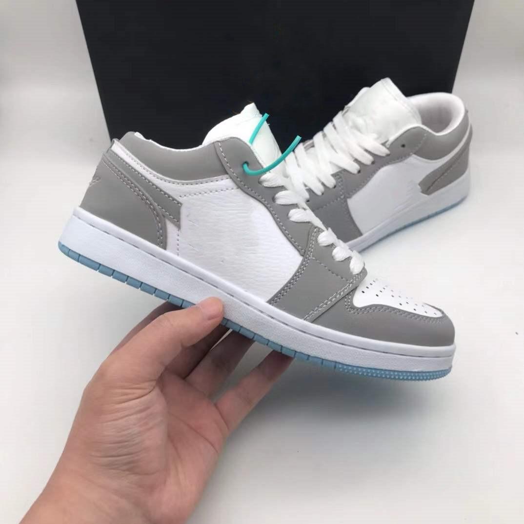

Designer Skateboard Sports Shoes For Fashion Men Women Low Cut Lace-Up Casual Outdoor Comfortable Wear-Resisting Sneakers Trainers 36-44