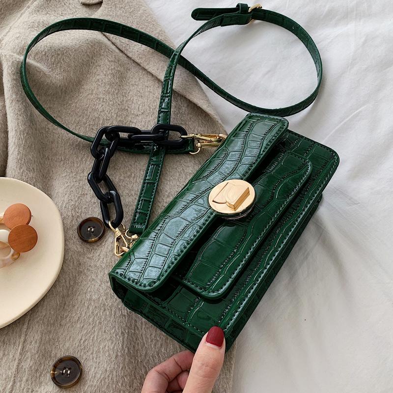 

Evening Bags Female Acrylic Chains PU Leather Crossbody For Women 2022 Luxury Handbag Designer Sac A Main Ladies Hand Shoulder MessengerEven, Black