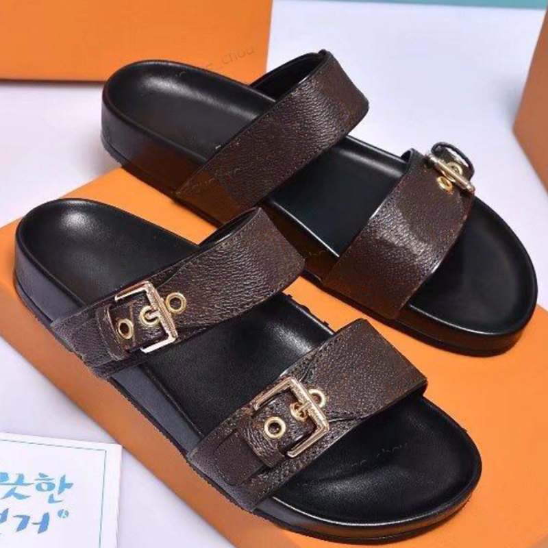 Designer Bom Dia Sandal Slipper Summer Gladiator Mules Femmes Sandale Plat Slides Cuir Boucle réglable Classique Brown Beach Chaussures