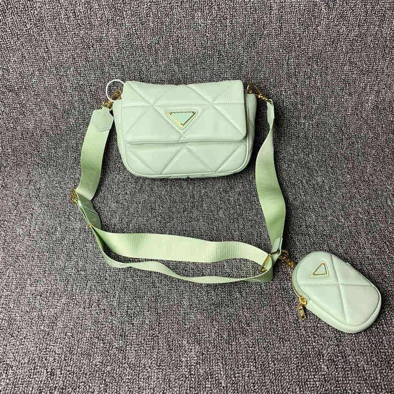 

Handbags new family three in one messenger women's chain portable underarm vagrant postman shoulder bag Purse, White