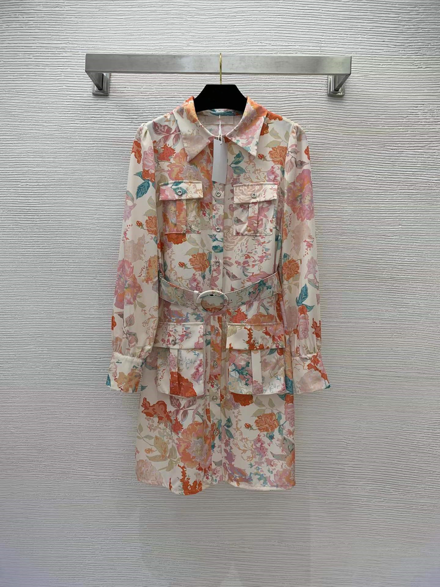 

Milan Runway dresses 2022 Spring Summer Lapel Neck Long Sleeve Print Women' Designer Dress Brand Same Style Skirts 0401-5, Picture color