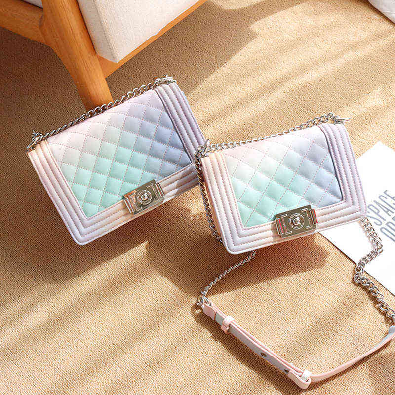 

Gradient rainbow bag new fashion Lingge chain xiaoxiangfeng single shoulder, Rainbow bag trumpet