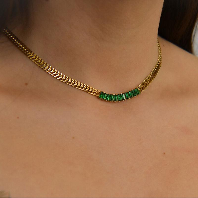 

Chokers 18k Gold Cuban Tennis Chain Necklace Jewelry Emerald Ruby Zircon Stones Stainless Steel Waterproof Gifts For Girl Women DaughterChok