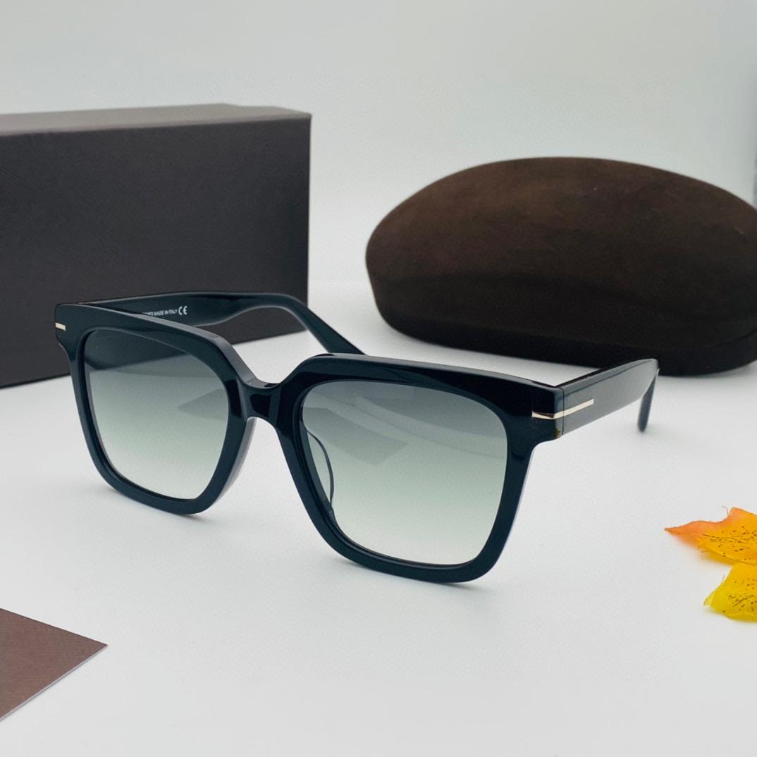 Lunettes de soleil pour femmes pour femmes hommes verres de soleil masculins 952 Le style de mode protège les yeux UV400 la qualité supérieure de