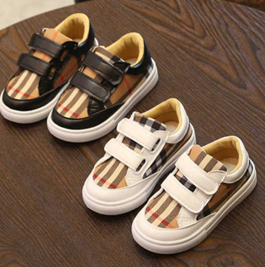 

Fashion Plaid Toddlers Boys Girls Runner Shoes Laceless Strap Outdoor Sports Skateboard Basketball Sneakers Soft Flat Bottom Sole Black White Kid Trainers T358JLE, Postage