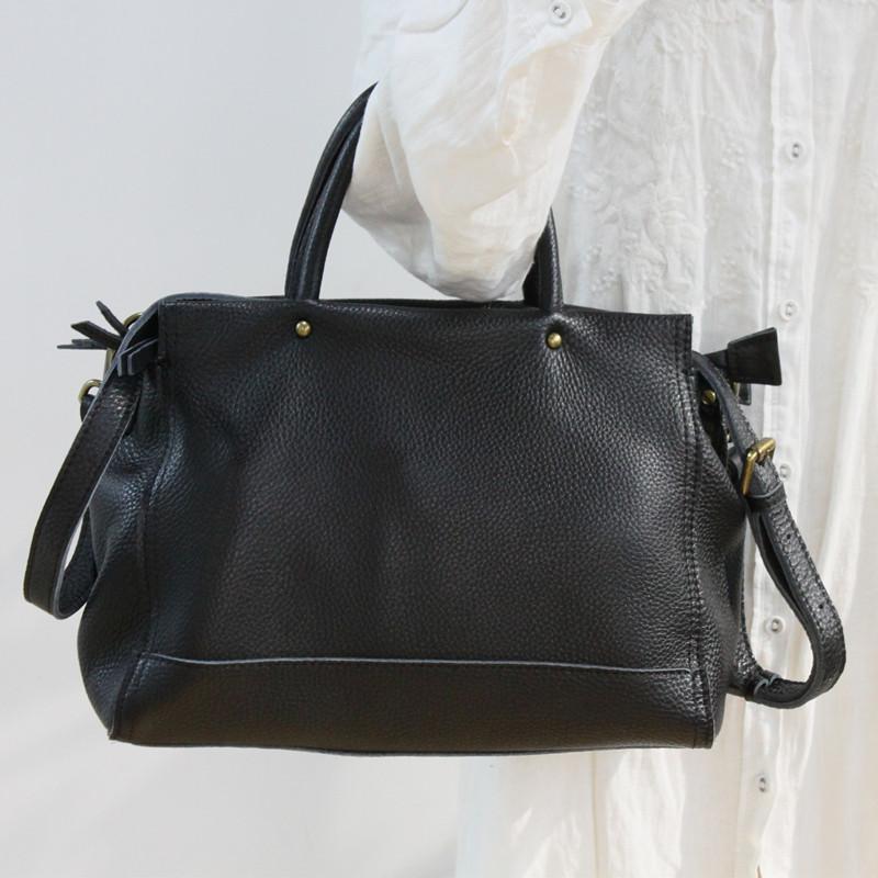 

Evening Bags Top-Handle Female Natural Genuine Leather Shoulder Crossbody Bag Retro Rivet Three-layer Zipper Pocket Handbags Women BagsEveni, Black