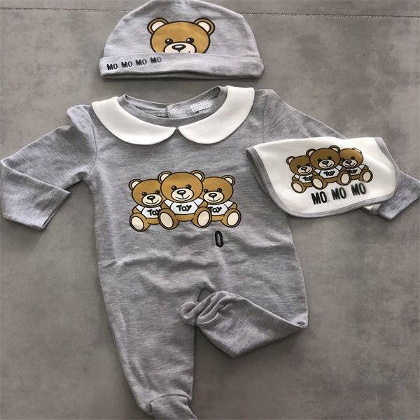 Newborn Baby Clothes Romper Designer Tops Crawling Jumpsuits Infant Onesie Clothes Casual Hooded Saliva Towel Bear With Letters Luxury