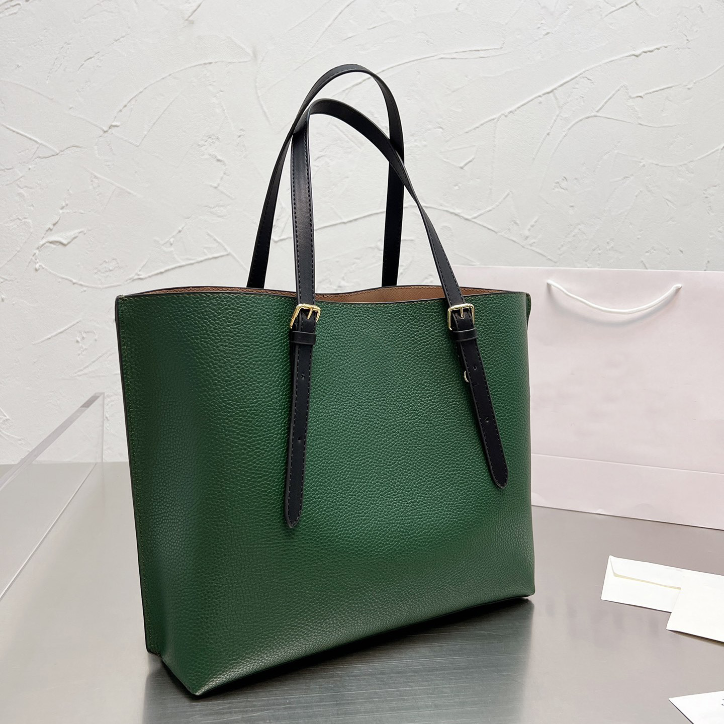 

2022 new large size totes bag womens leather on the go laptop work tote top handle backpacks willow borsa donna portable beach women shoulder bag designer borse lady, Black