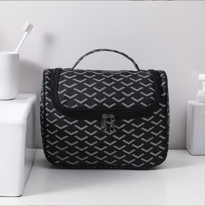 

Design Fashion portable cosmetic bag large capacity travel storage wallet, Red