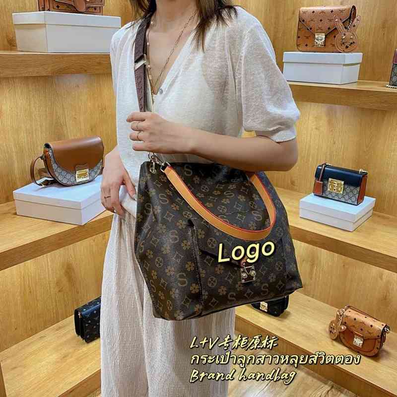 

2022 Designer Bag Laohua Zhonggu Bag Single Shoulder Fashion Large Capacity Tote, Donkey's old flower brown
