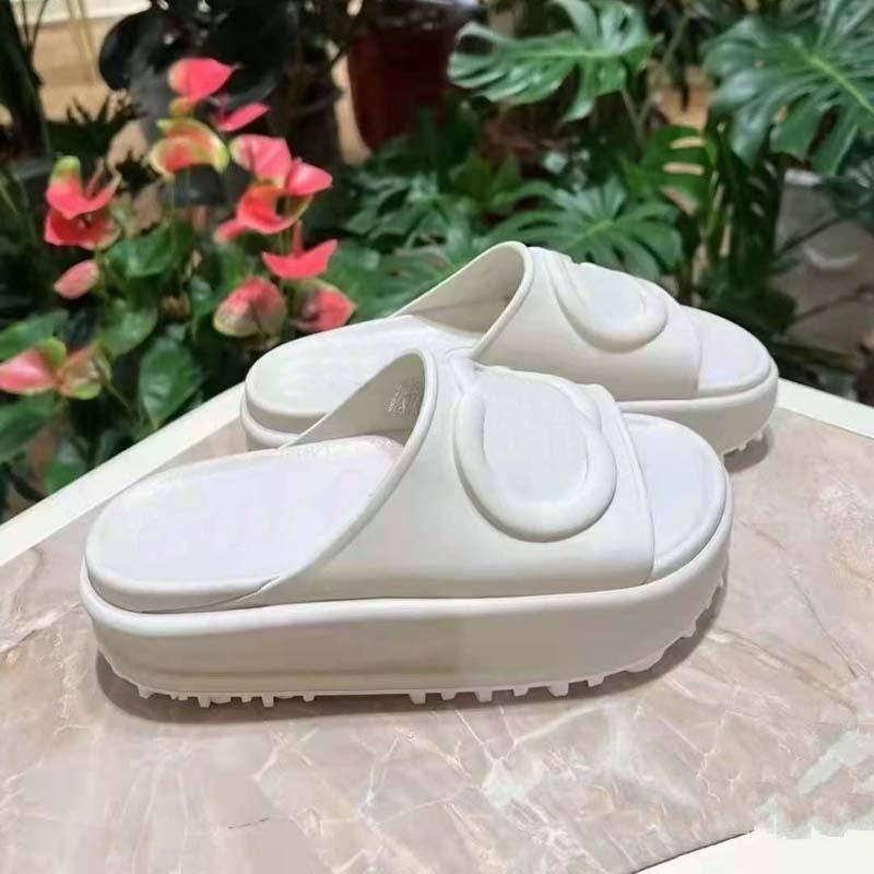 2022 Nouveau Style Pantoufles Sandale Curseurs Macaron Fond Épais Antidérapant Fond Mou Mode g Maison Pantoufle Femmes Porter Plage Tongs Ins