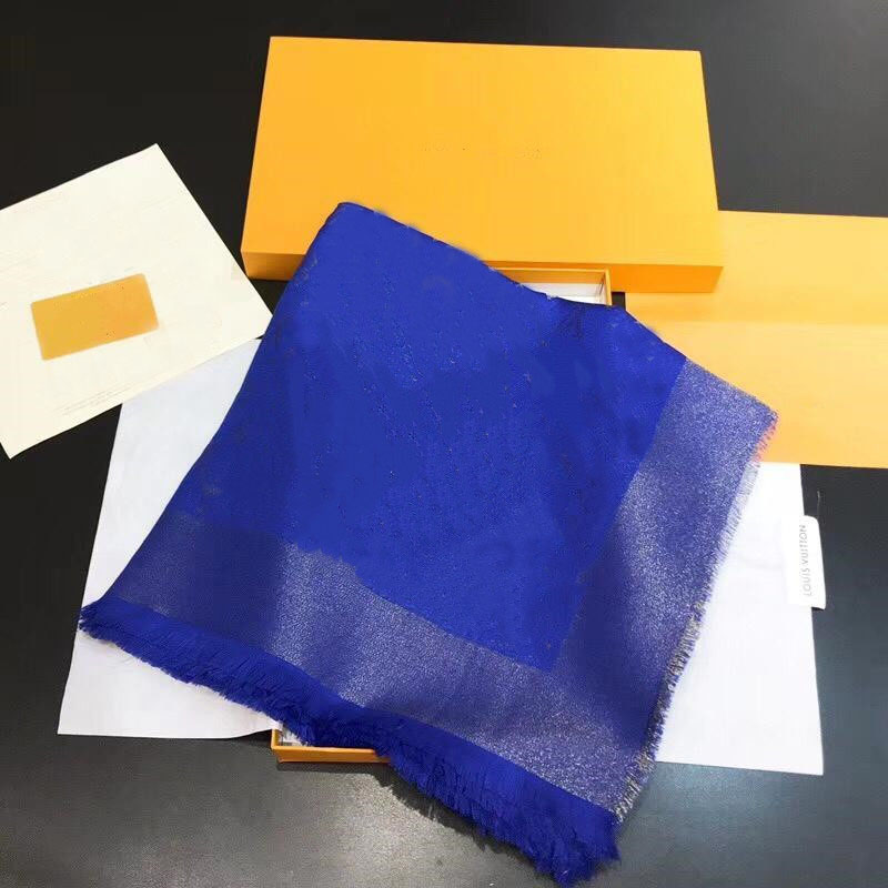 

2022 womens silk scarf scarves 4 Season Scarfs woman Shawl Letter Pattern Long Neck 4 Leaf Clover Gold thread square scarf no box