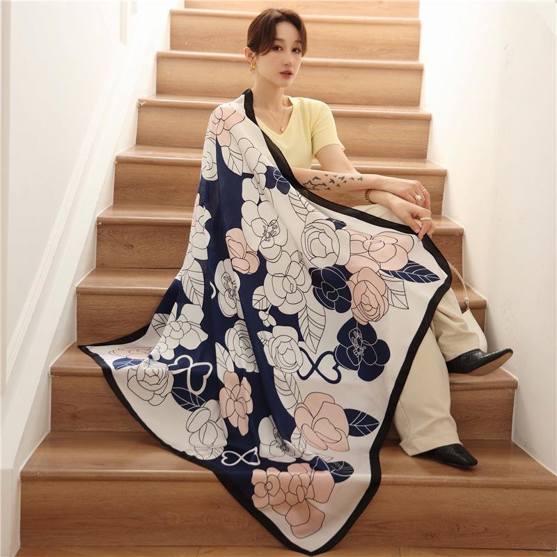

Scarves 2022 Print Silk Square Scarf Women Hijab Bandana Luxury Muslim Headscarves Shawl Wraps Ladies Beach Stoles Foulard Bufanda
