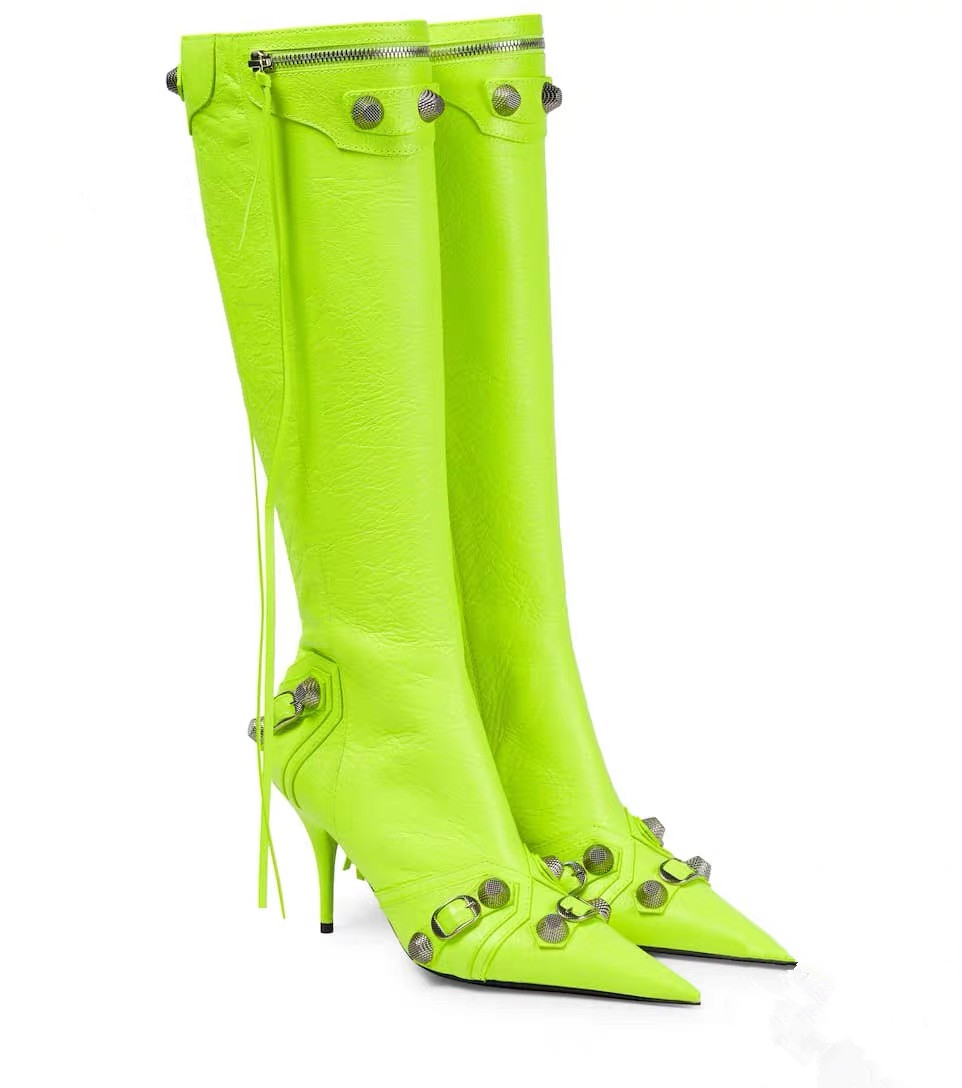 2022 nouveau cuir de vachette demi moto gland bottes bottillons pillage orteils pointus fermeture à glissière rivets genou passerelle boucle fluo