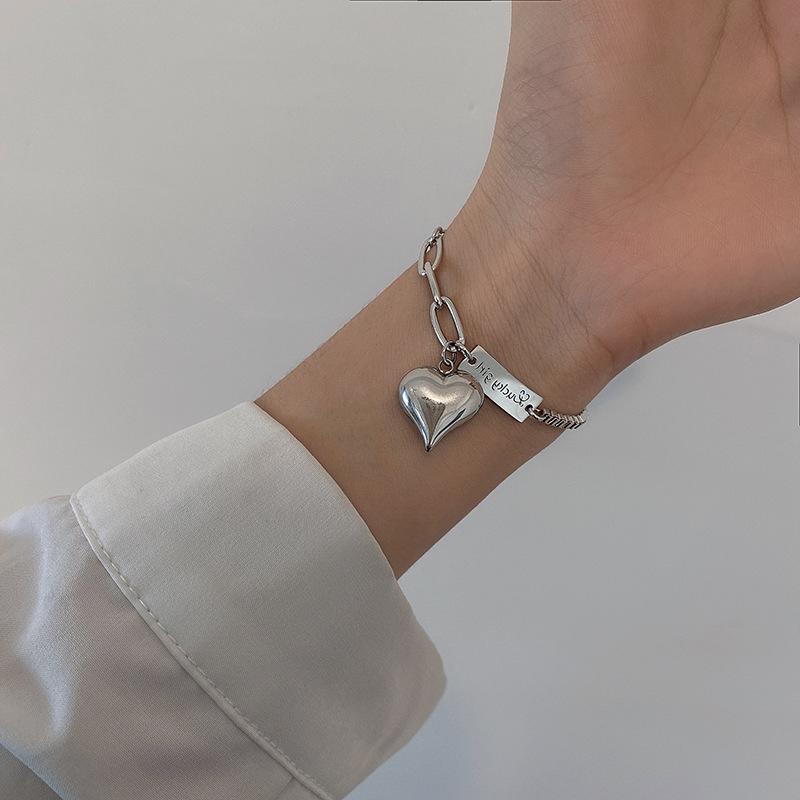 

Charm Bracelets Fashion Love Heart Jewelry For Women Girls Bangle Titanium Steel Couple Bangles Personality Simple GiftsCharm