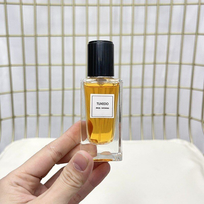 Unisexe Original Quali Original Long durcissant Blouse de parfum Saharienne Tuxedo 30 ml 4pcs Femmes Perfume Set Floral Eau de Female Spray durab