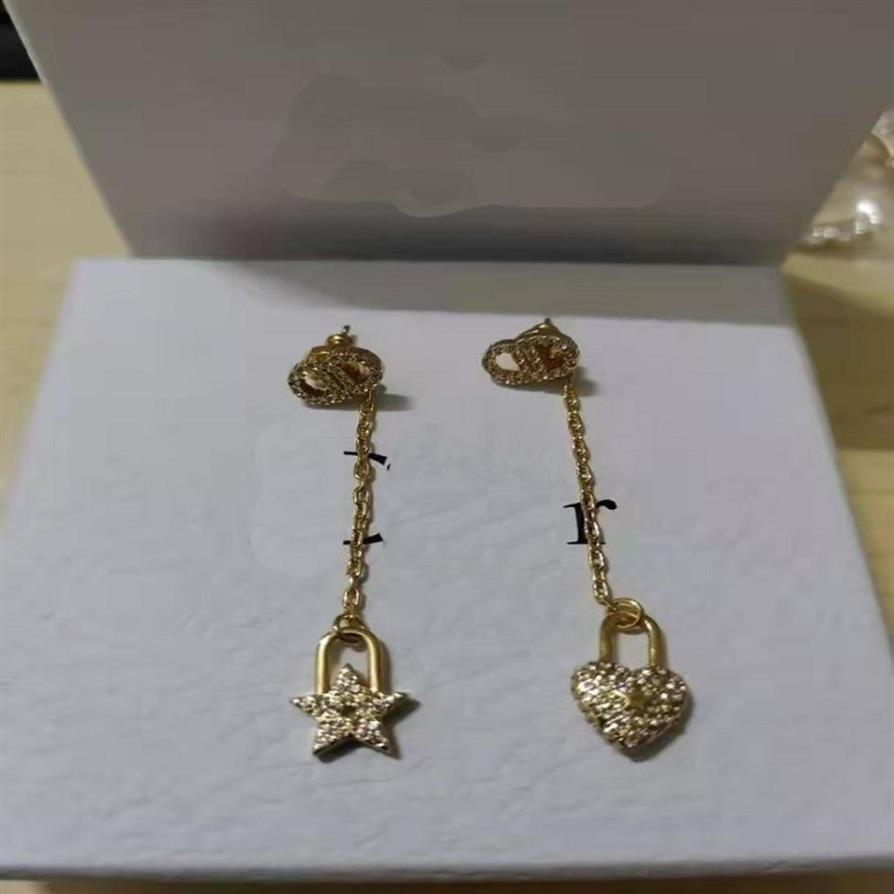 2021 Nouvelle dijia d Famille complète Five Point Star Love Pendante Letter des boucles d'oreilles en diamant175p