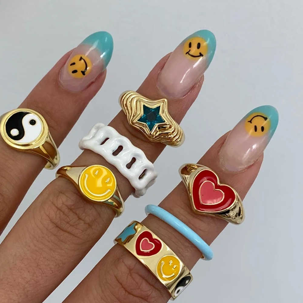

Smile / love gold smiling face love ring versatile electroplating