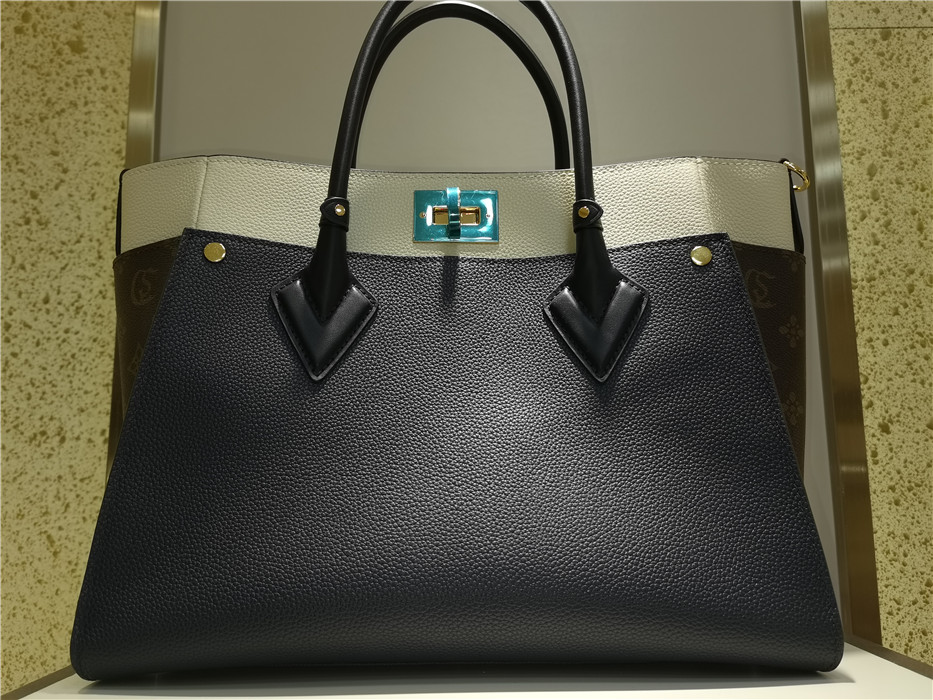 

Quality Purses Women Chain Favorite Tote Famous Leather Crossbody Handbag Fashion Bag Bags Shoulder Gold Embossing Purse Hight Jevif bag H0423