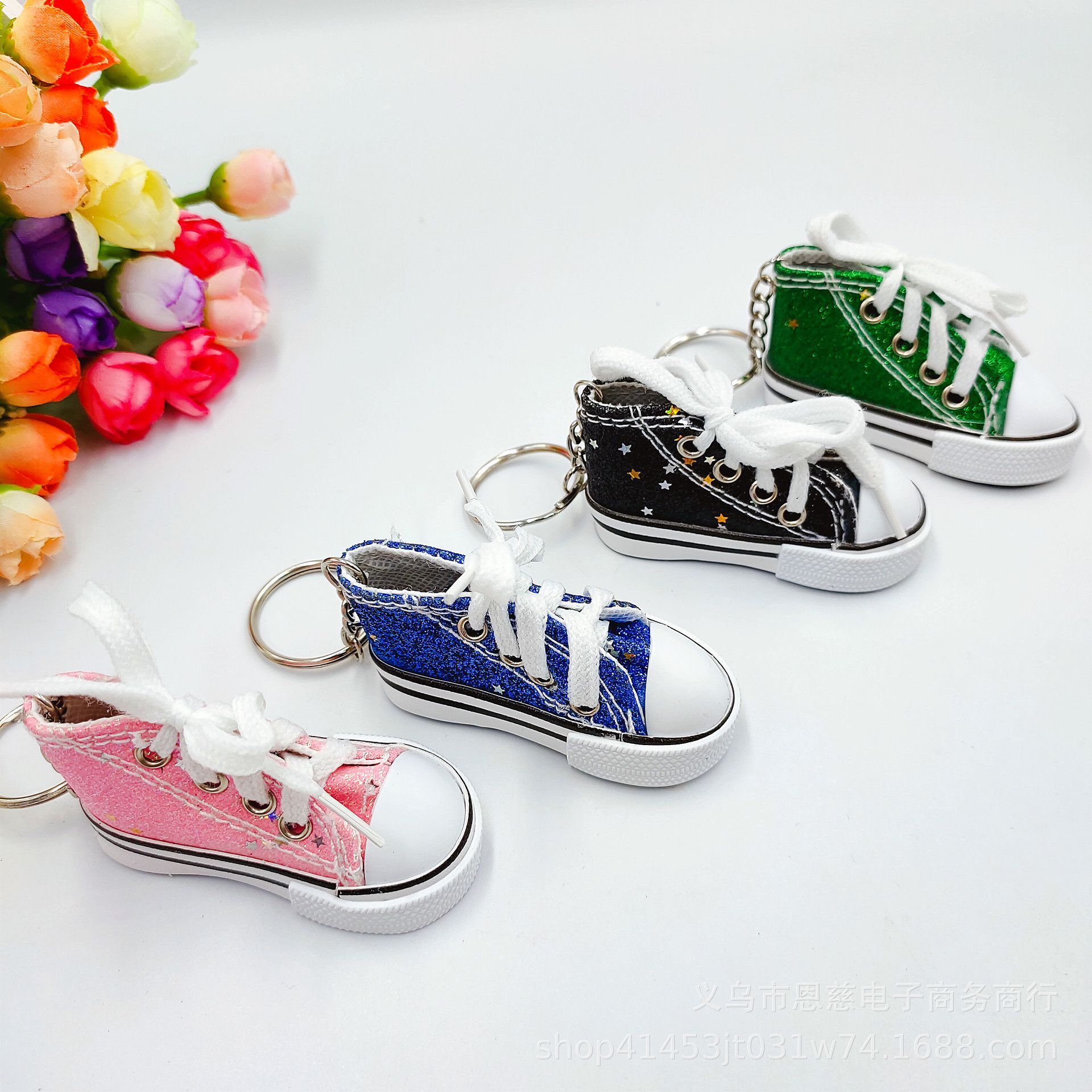 

9 Colors Creative 75MM Glitter Gold Pink Canvas Shoes Keychains Bulk Keychain Pendants Handmade Small Fashion Accessories Gift