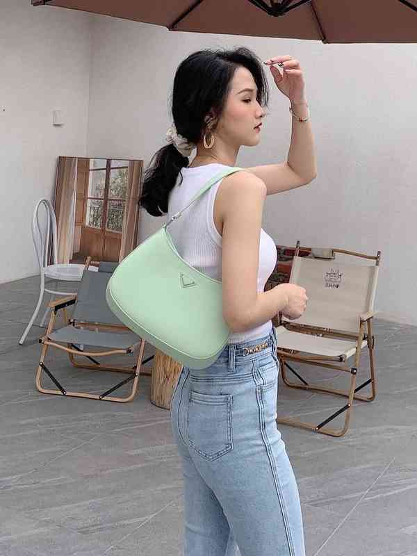 

Top Designer Women' Bag Cleo medieval armpit magic stick female hobo portableHigh
