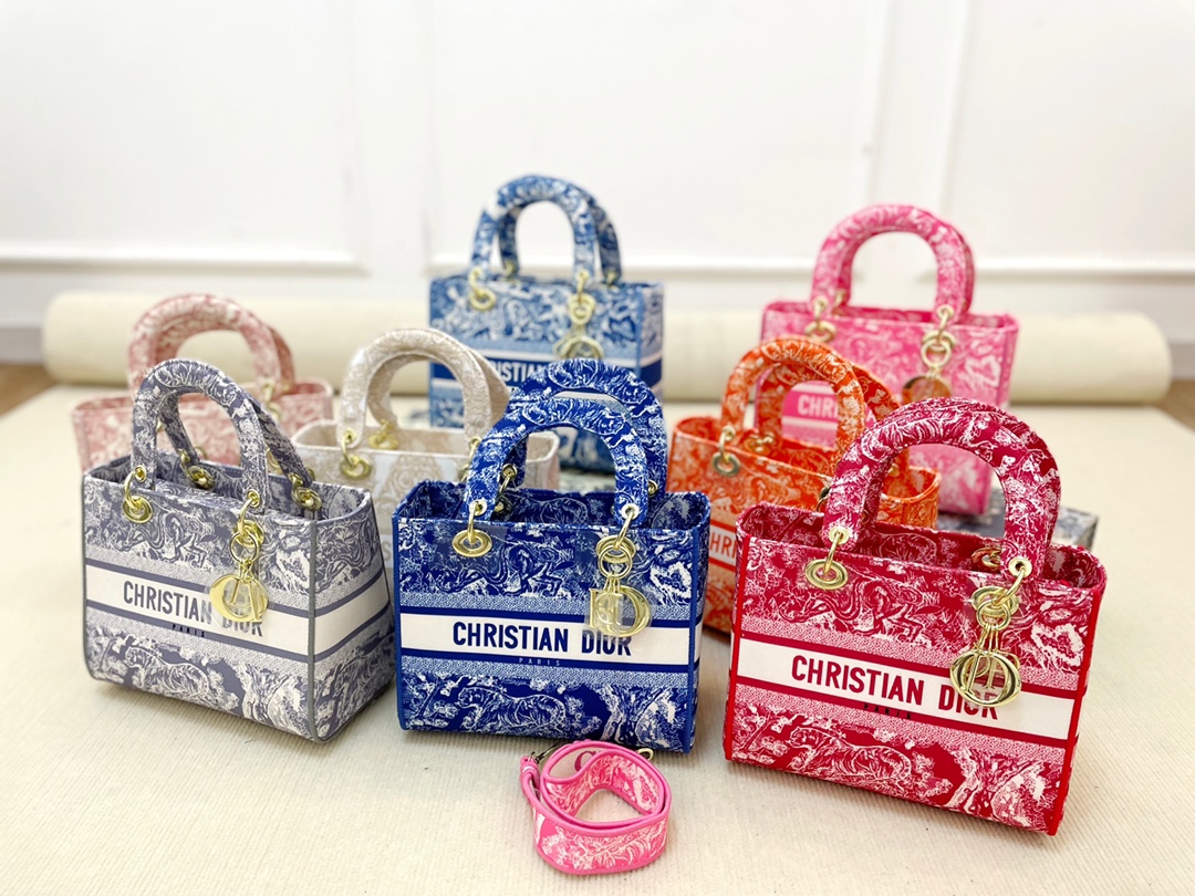 

DIOR Shoulder Bags Lady D-Lite Totes bags, D43 27*20cm