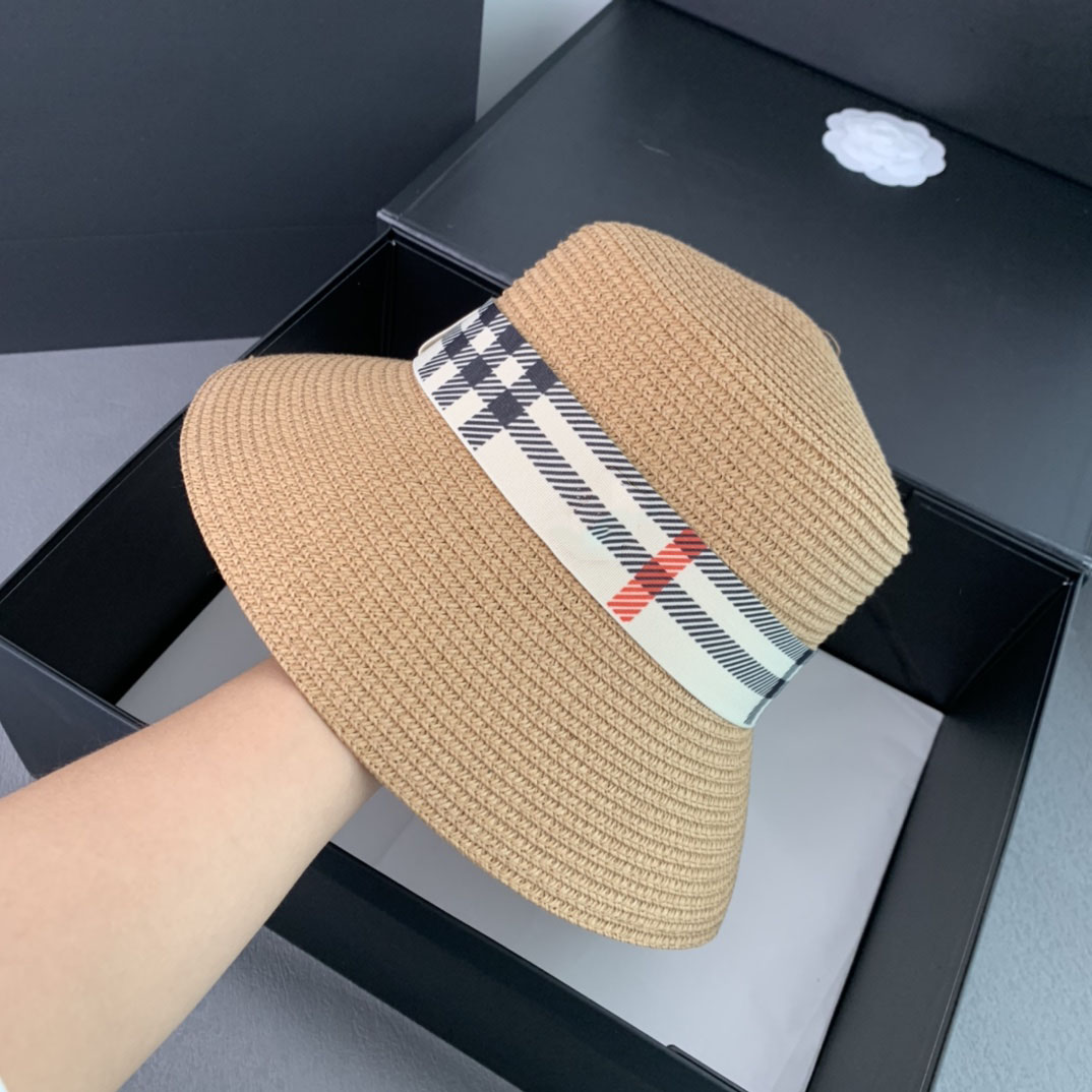 

Luxury designer bucket hat Wide Brim Hats straw hat woven metal logo