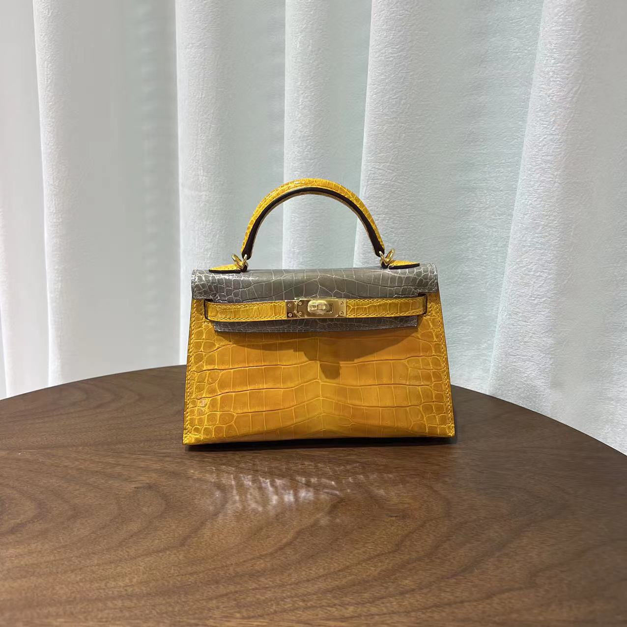

2022 Genuine Leather Women Bag High Quality Original Box Snake customied products bags luxury handbags bamboo mini top handle bag diana custom your own ideas lady, Yellow