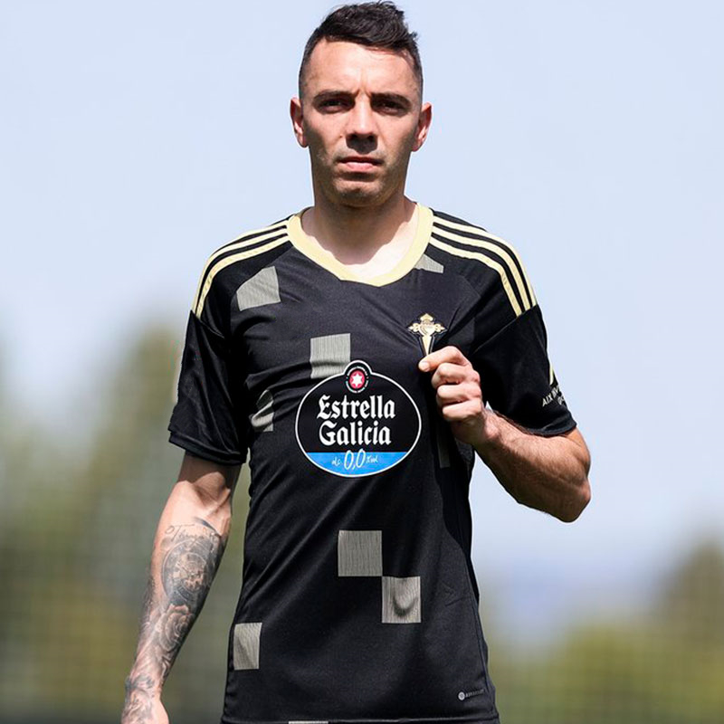 

22 23 Celta de Vigo soccer jerseys 100th anniversary IAGO ASPAS away black 2022 2023 camiseta de futbol NOLITO MALLO SOLARI S. MINA Brais Mendez football shirt, 22-23 black