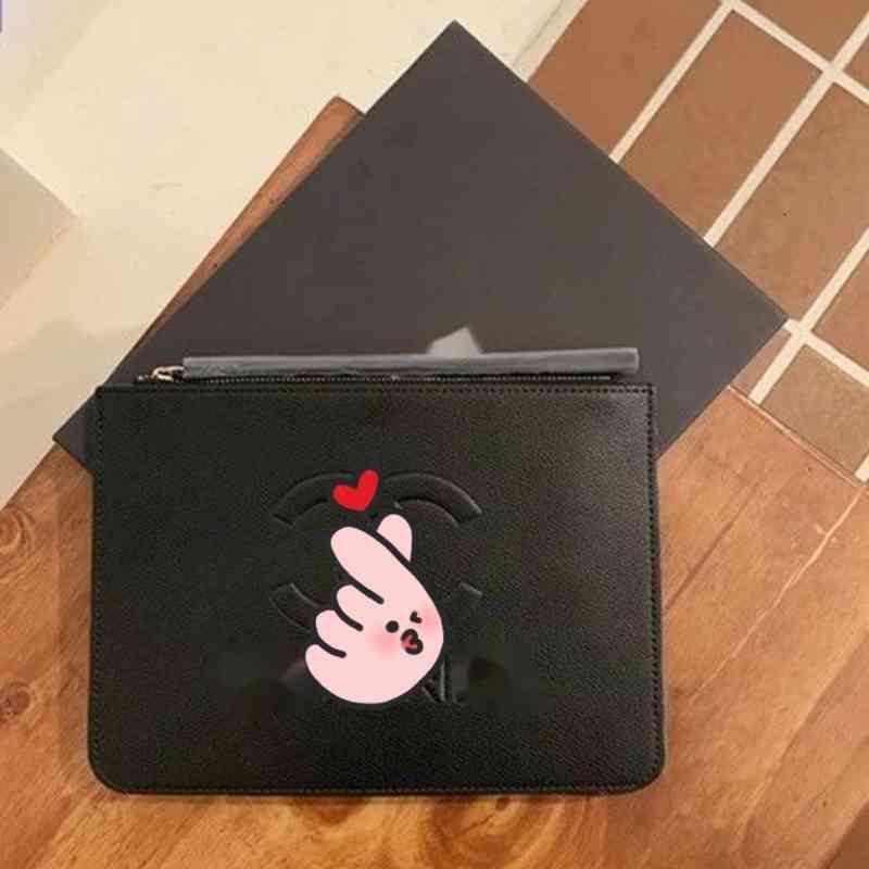 

High Quality Brand design Letter Quilted CC chain short wallet lambskin women's le boy pocket caviar Leather zipper card pack coin Purse Clutch Pouches 046, Black handbag