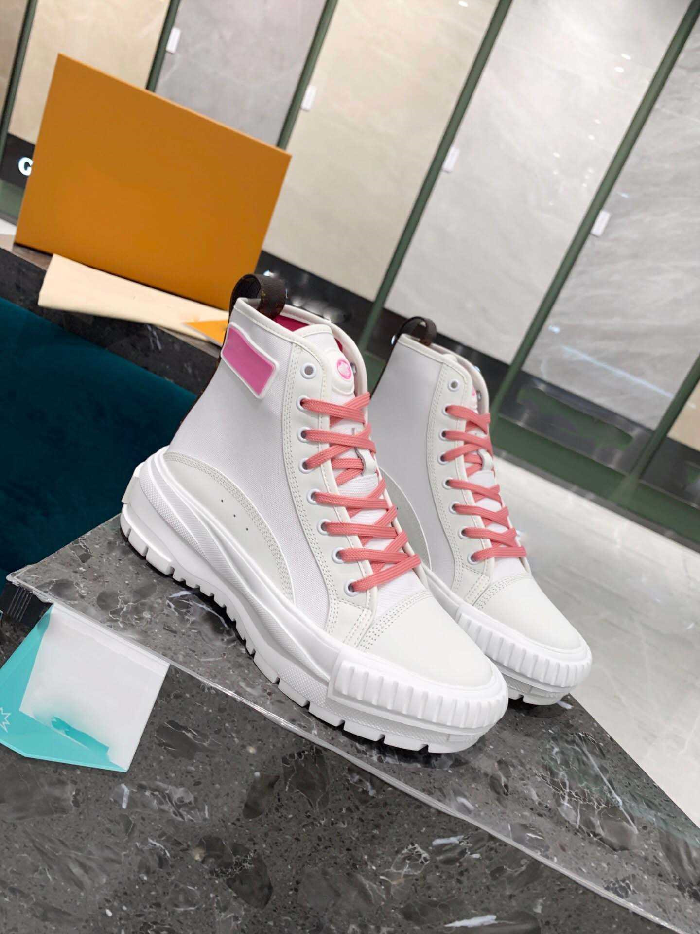 

2022 luxury Designers SQUAD Women Sneaker Boots lady High Top Chunky Casual Shoes Size 35-41, Don't buy it