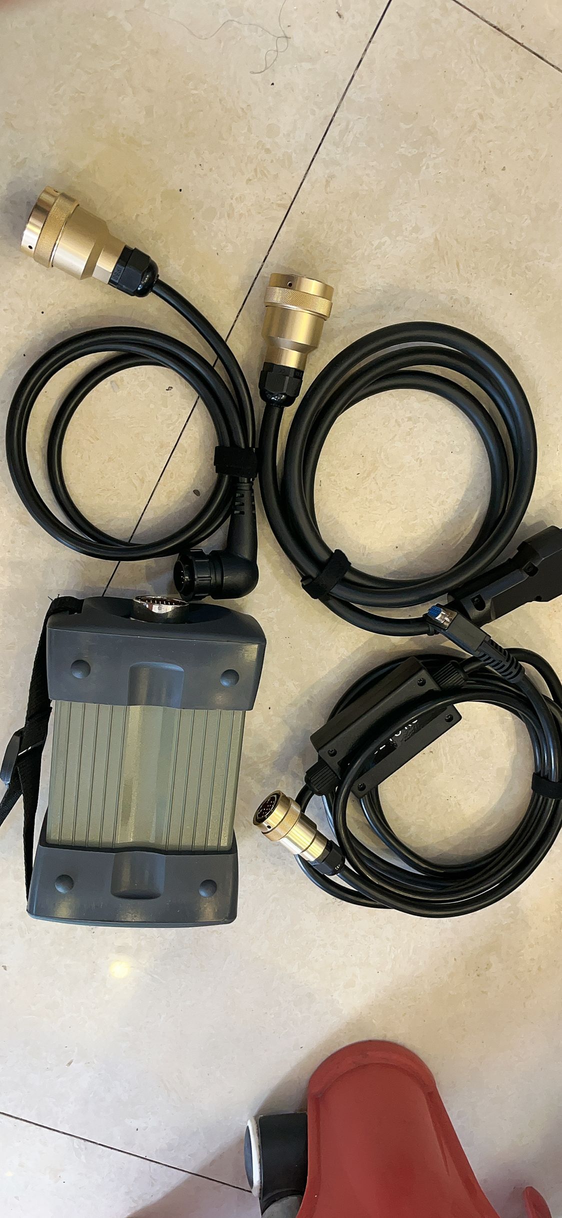 Multiplexeur MB Star C3 avec des câbles outil de diagnostic de l'unité Mian Super qualité Garantie 12V 24V pour les voitures Scanner des camions